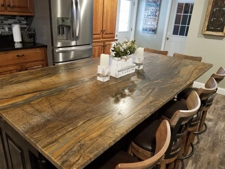Pellini Quartzite Sandalus Leathered Quartzite dining table